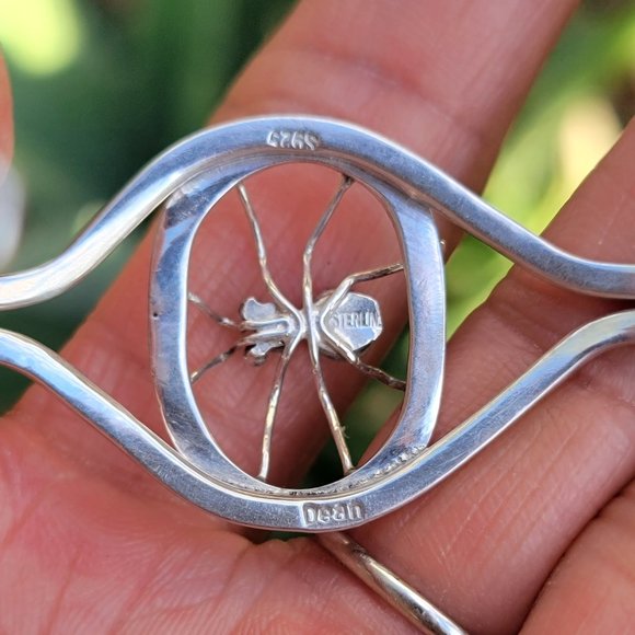 Native American signed Dean 925 sterling silver handmade spider onyx web bracele - Picture 3 of 16